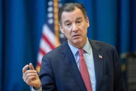 Tom Suozzi, shown in January, looks to overhaul the country's current immigration policies through bipartisan legislation. Credit: Howard Schnapp